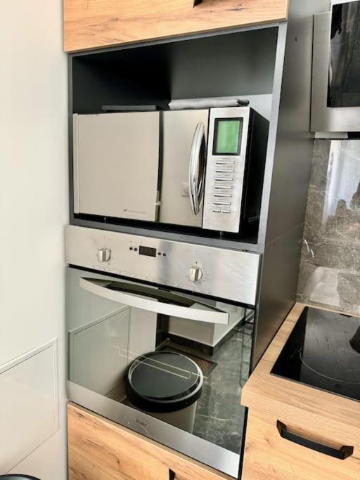 Tiny House Apartment *